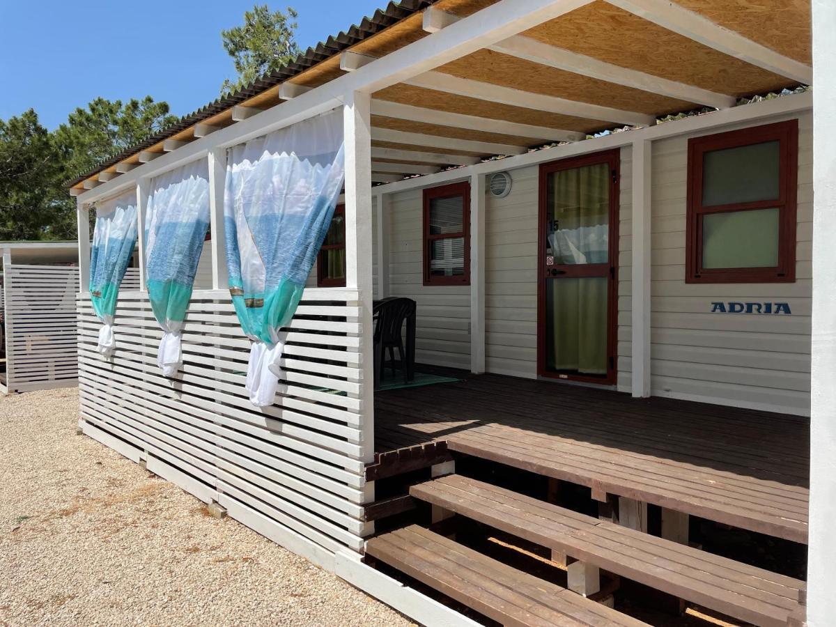 Dalmacia Mobile Homes And Caravans At The Beach Privlaka (Zadar) Exterior foto
